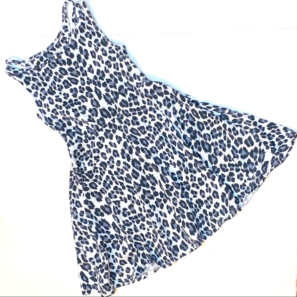 4/$20 Children's Place Snow Leopard Dress size 5/6